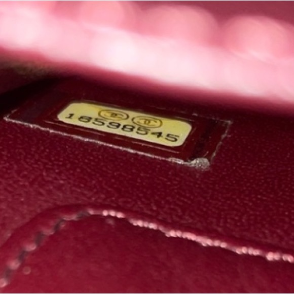 CHANEL
Lambskin Quilted Mini Crossing Flap Pink - Picture 12 of 13